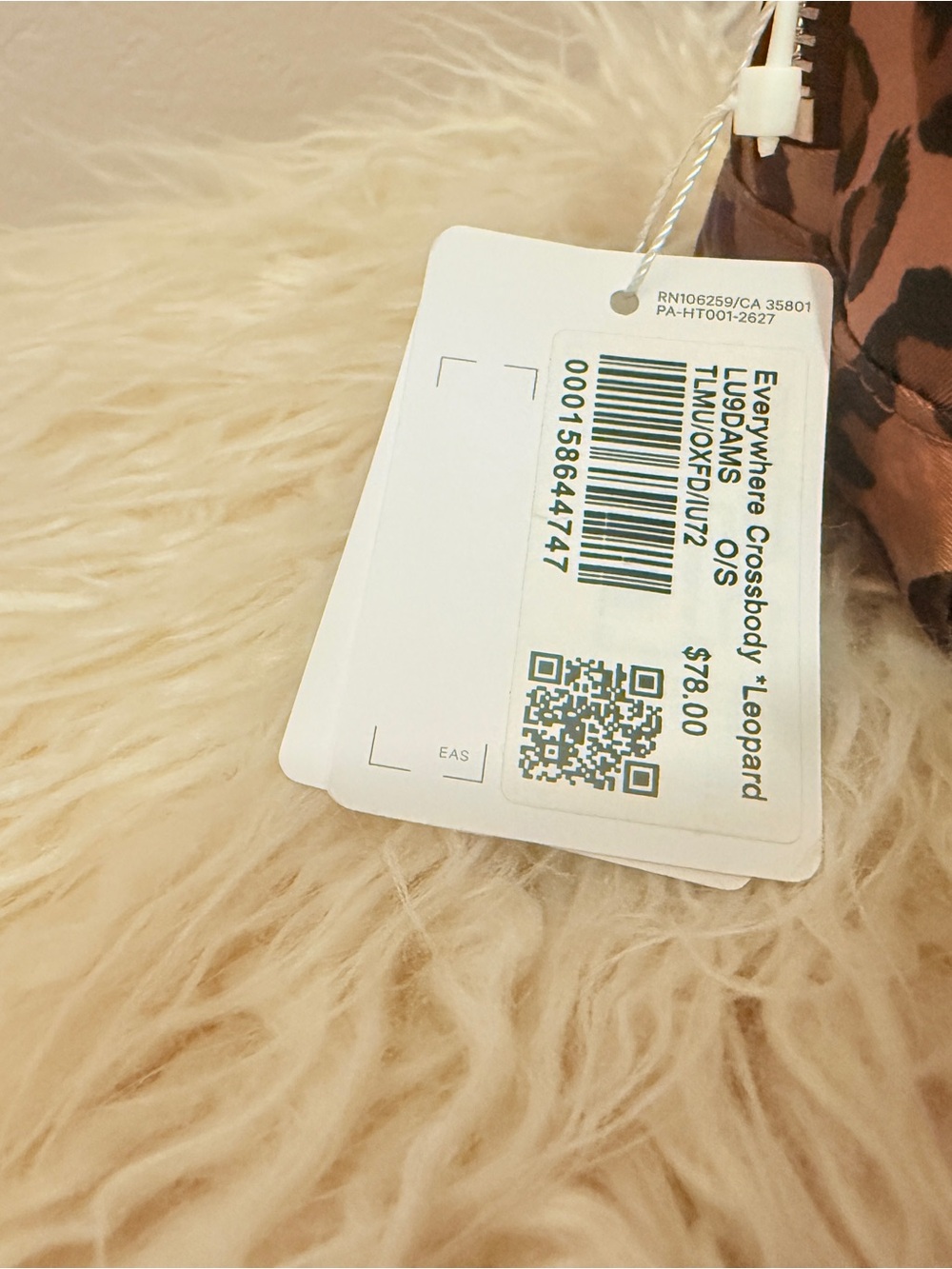 Lululemon Everywhere Printed Crossbody Bag in Pink Leopard - Picture 8 of 8